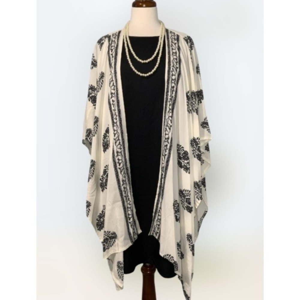 Cream & Black Print Wrap Cover Kimono Accessories Lightweight Island One Size